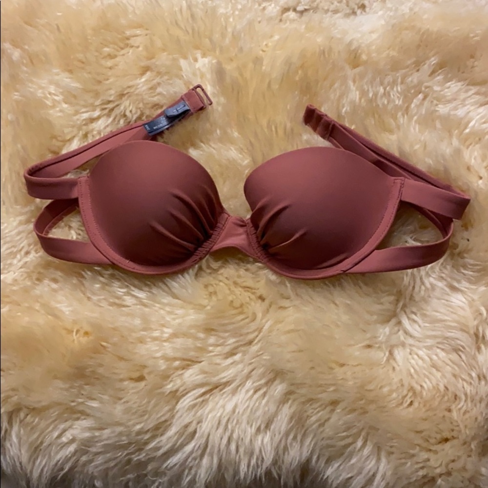 Swimming wear top